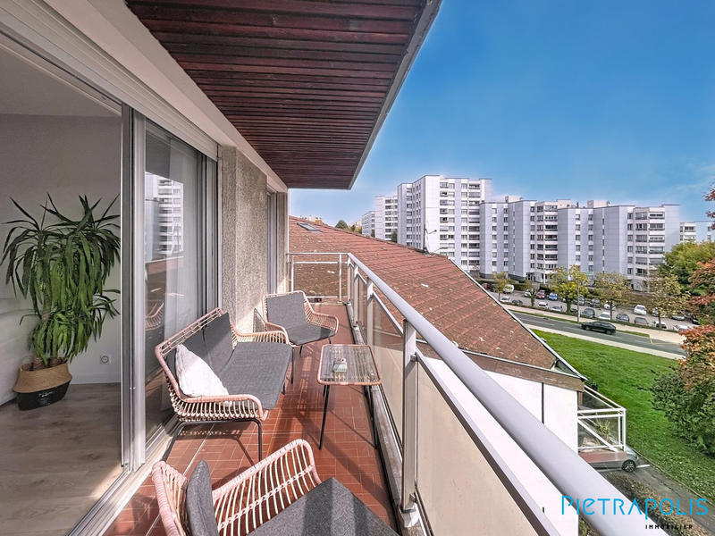 Appartement - 79 m² - 3 pièces