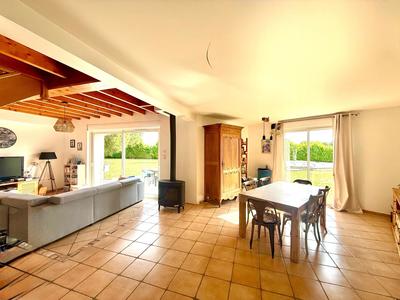 Maison - 158 m² - 6 pièces
