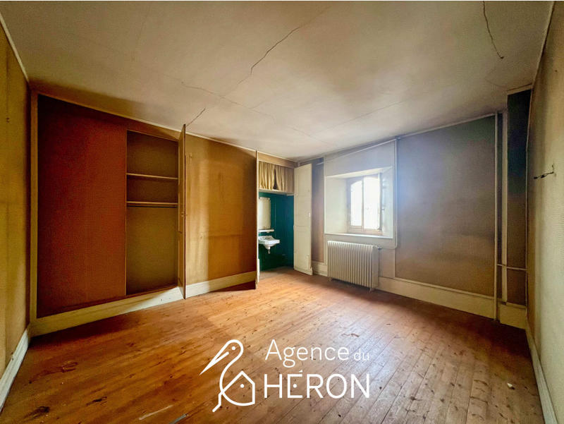 Maison - 470 m² - 19 pièces