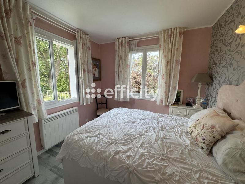 Pavillon - 157 m² - 8 pièces