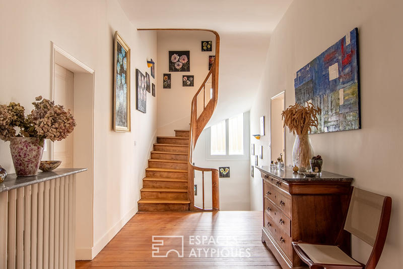 Demeure - 427 m² - 11 pièces