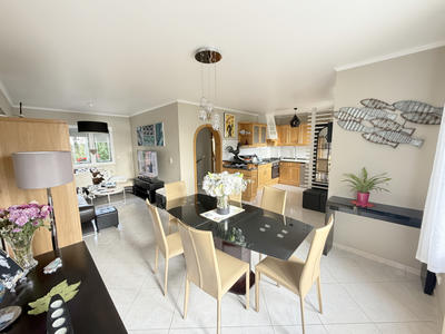 Maison - 115 m² - 4 pièces