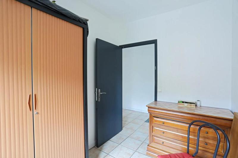 Maison - 250 m² - 7 pièces