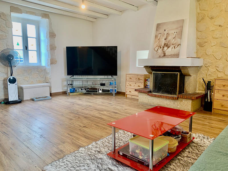 Maison - 80 m² - 5 pièces