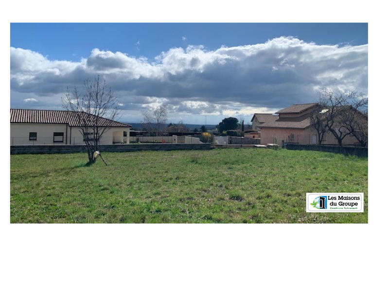 Terrain constructible - 1 609 m²