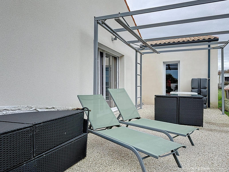 Maison contemporaine - 104 m² - 4 pièces