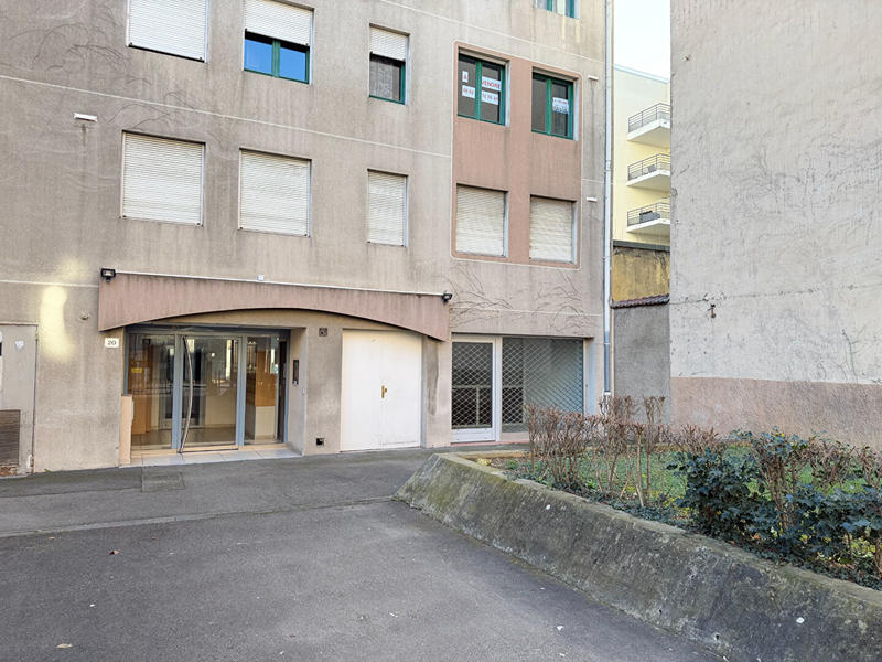 Local commercial - 53 m² - 2 pièces