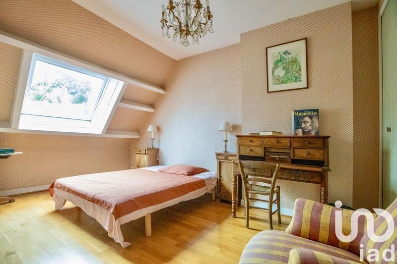 Maison - 152 m² - 8 pièces