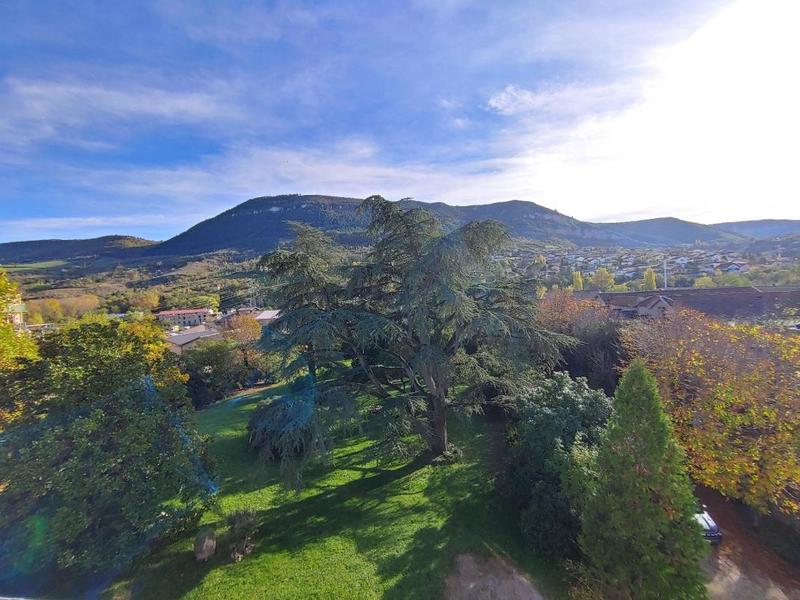 Maison de maîtres - 420 m² - 13 pièces