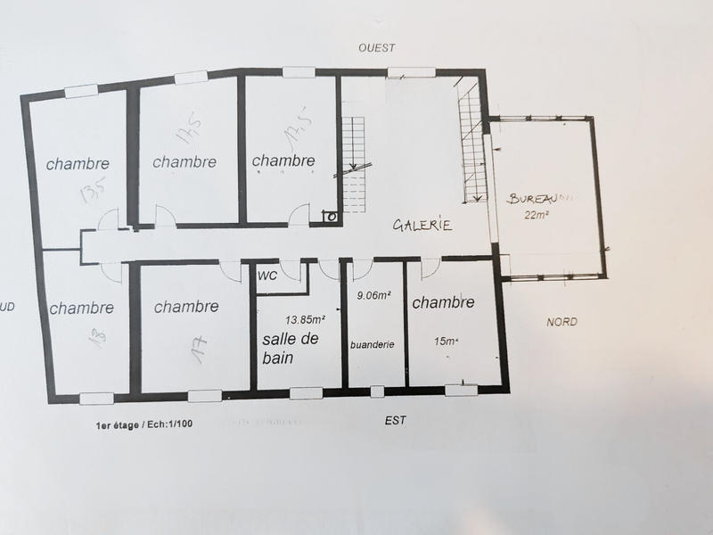 Maison - 275 m² - 8 pièces