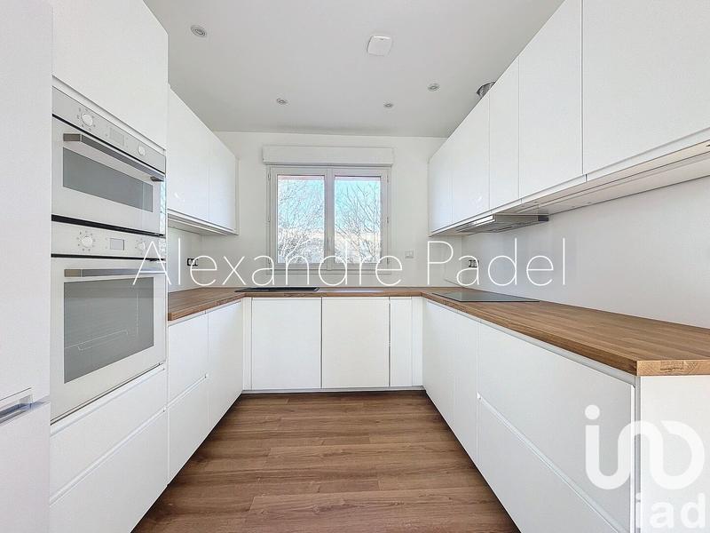 Appartement - 93 m² - 5 pièces