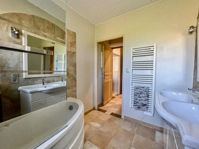 Maison de maîtres - 177 m² - 8 pièces