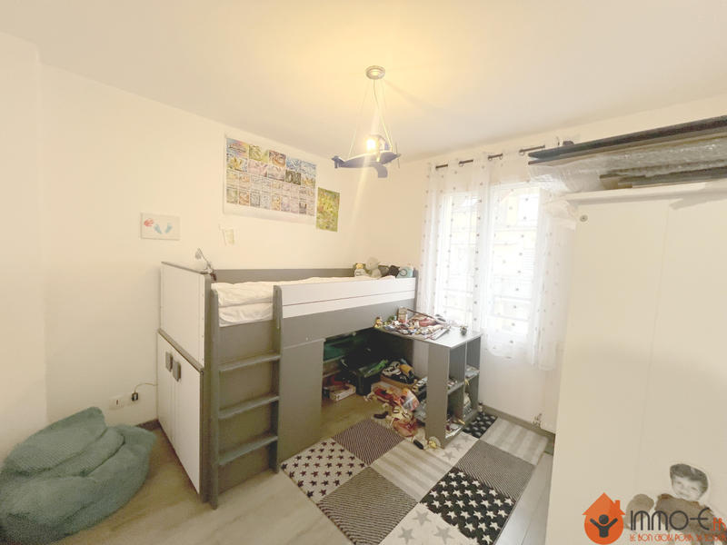 Maison - 98 m² - 6 pièces