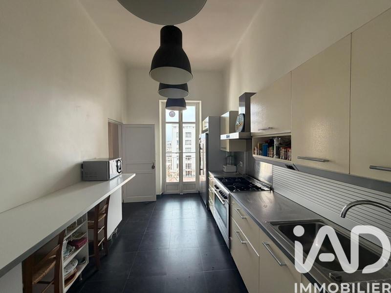 Appartement - 178 m² - 5 pièces