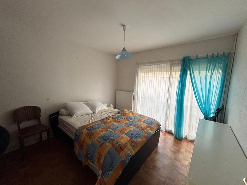 Appartement - 81 m² - 3 pièces