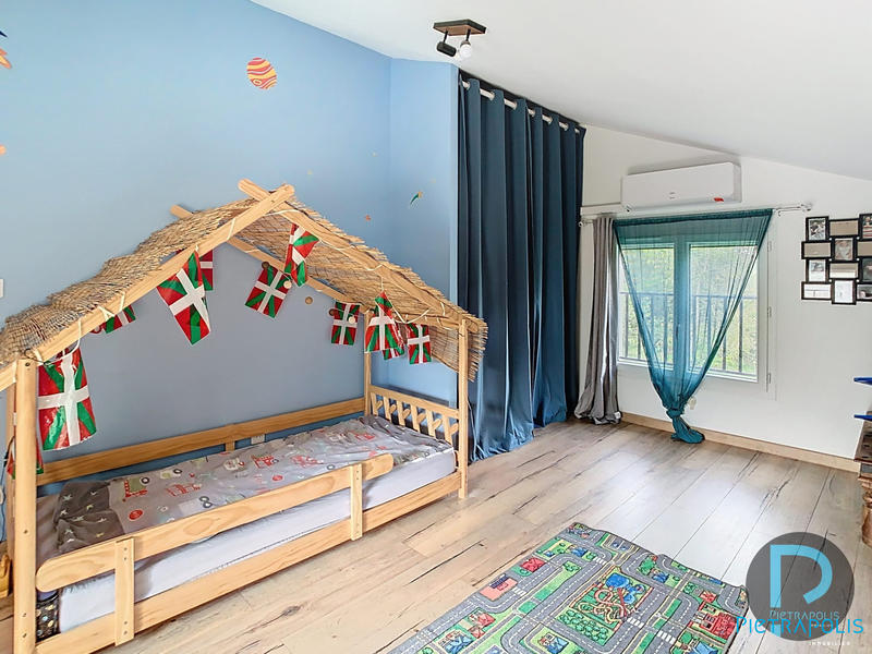 Ferme - 235 m² - 9 pièces