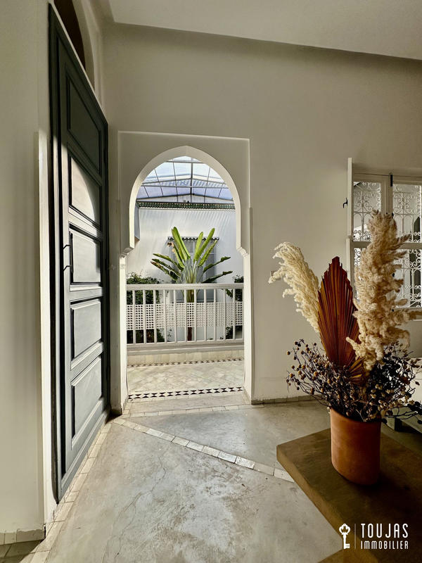 Maison - 350 m² - 7 pièces