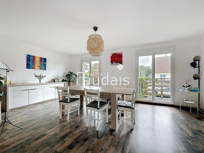 Maison - 191 m² - 6 pièces