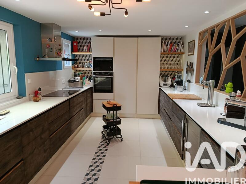 Maison - 150 m² - 7 pièces