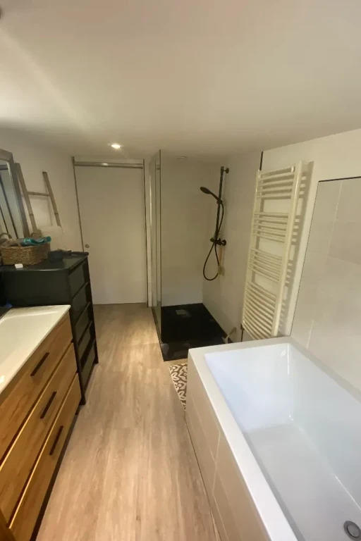 Maison - 85 m² - 4 pièces