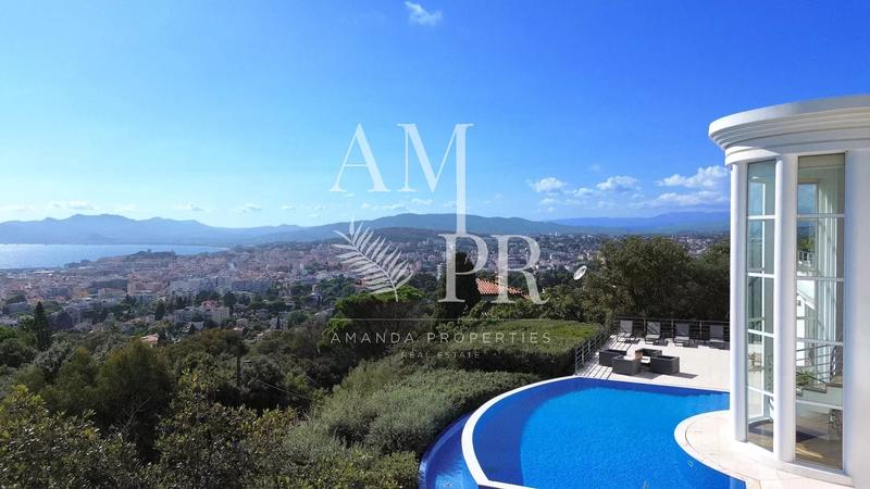 Villa - 480 m² - 10 pièces