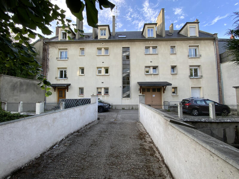 Appartement - 67 m² - 3 pièces