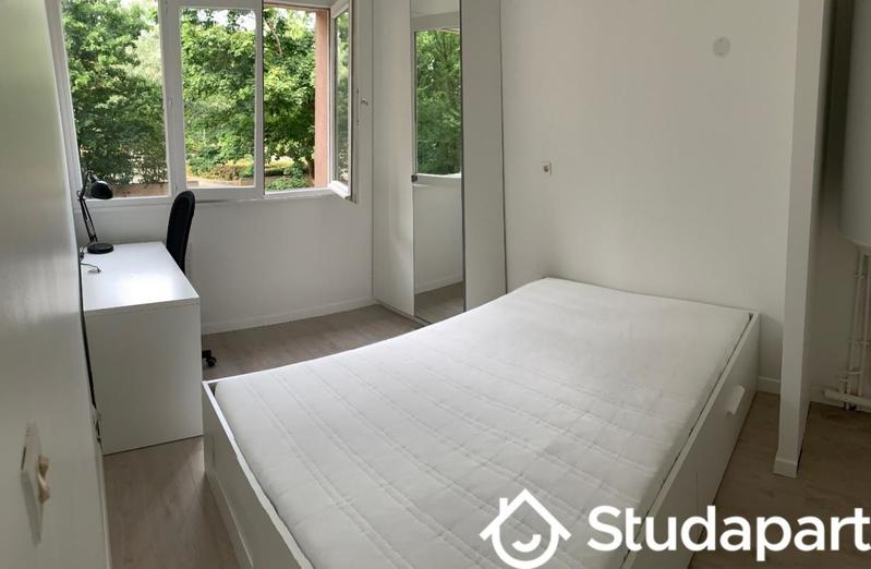 Chambre - 10 m² - 1 pièce