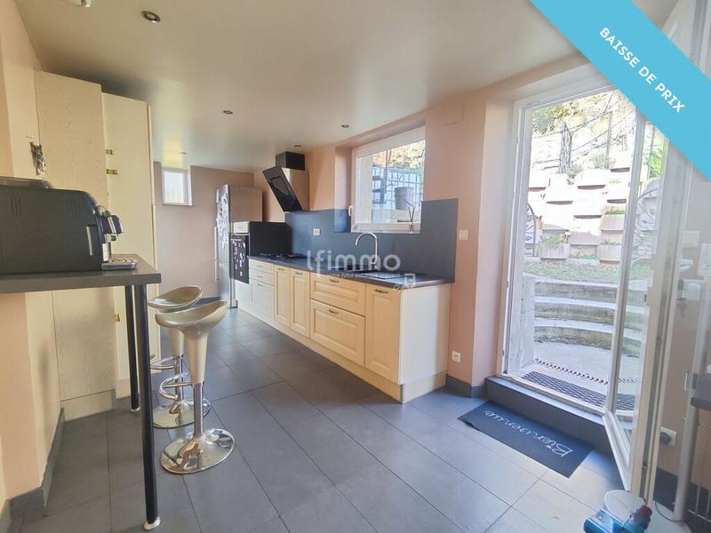 Maison - 160 m² - 7 pièces