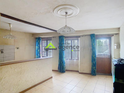 Maison - 100 m² - 6 pièces