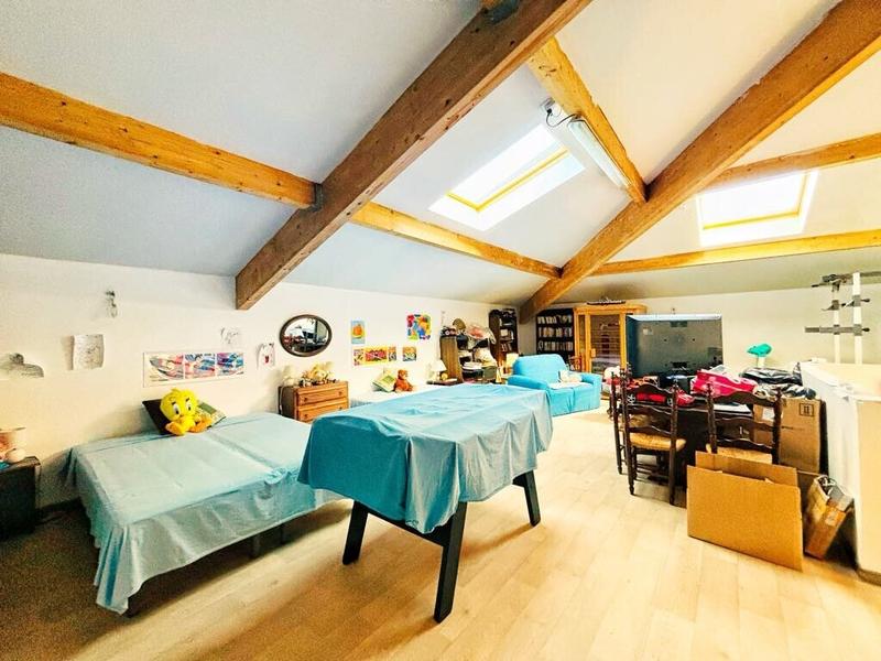 Maison d'architecte - 270 m² - 6 pièces