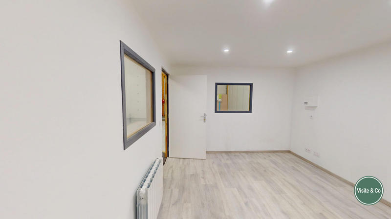 Entrepôt - 167 m²