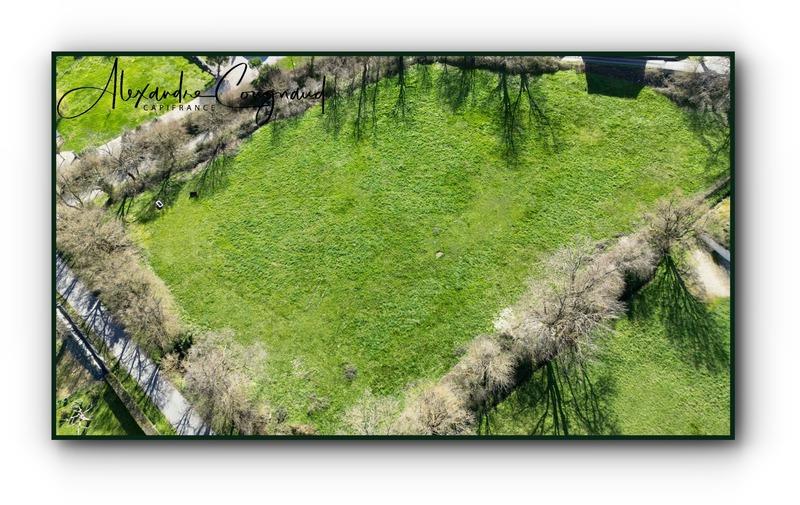 Terrain constructible - 9 192 m²