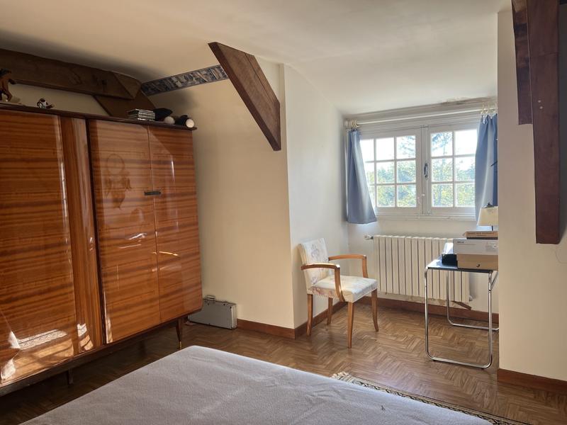 Maison traditionnelle - 320 m² - 7 pièces