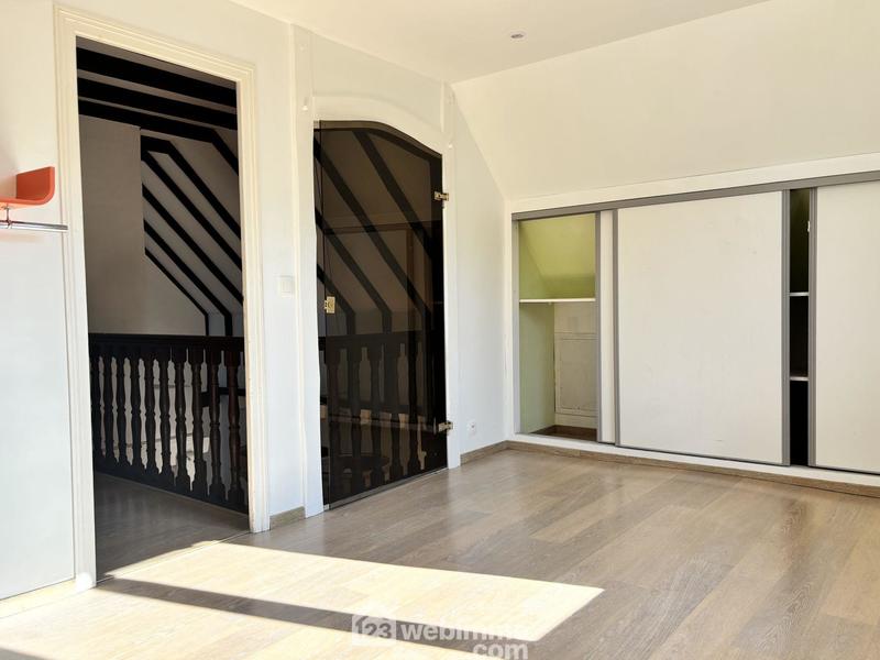 Maison - 150 m² - 7 pièces