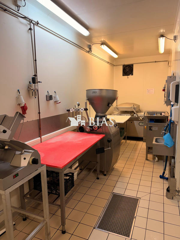 Fonds de commerce - 200 m²