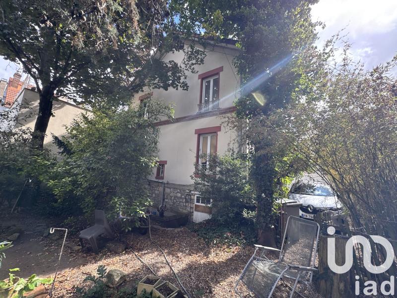 Maison - 90 m² - 5 pièces