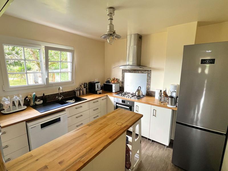 Maison traditionnelle - 82 m² - 4 pièces