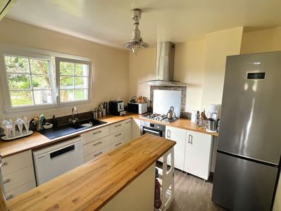 Maison traditionnelle - 82 m² - 4 pièces