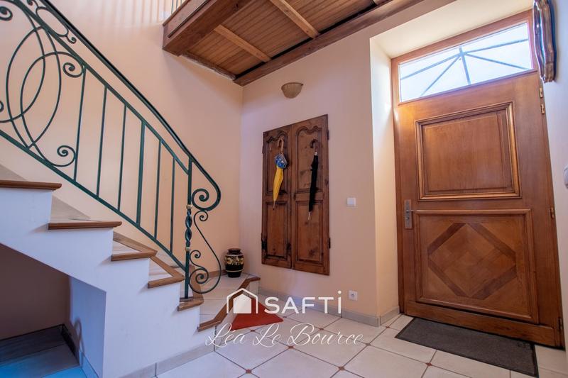 Propriété - 420 m² - 21 pièces