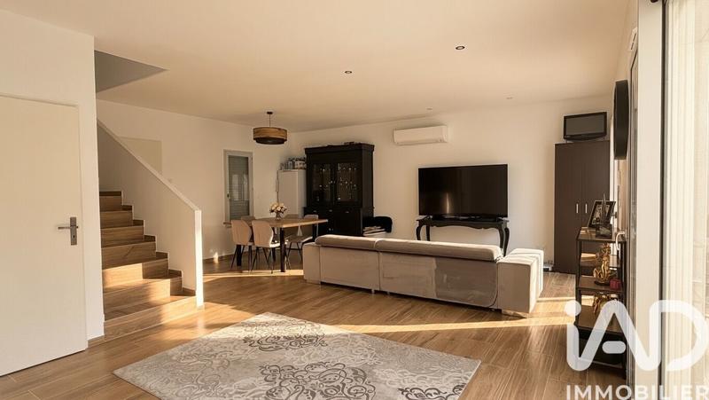 Maison - 115 m² - 4 pièces