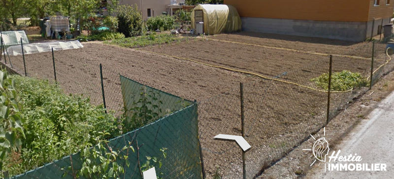 Terrain constructible - 764 m²