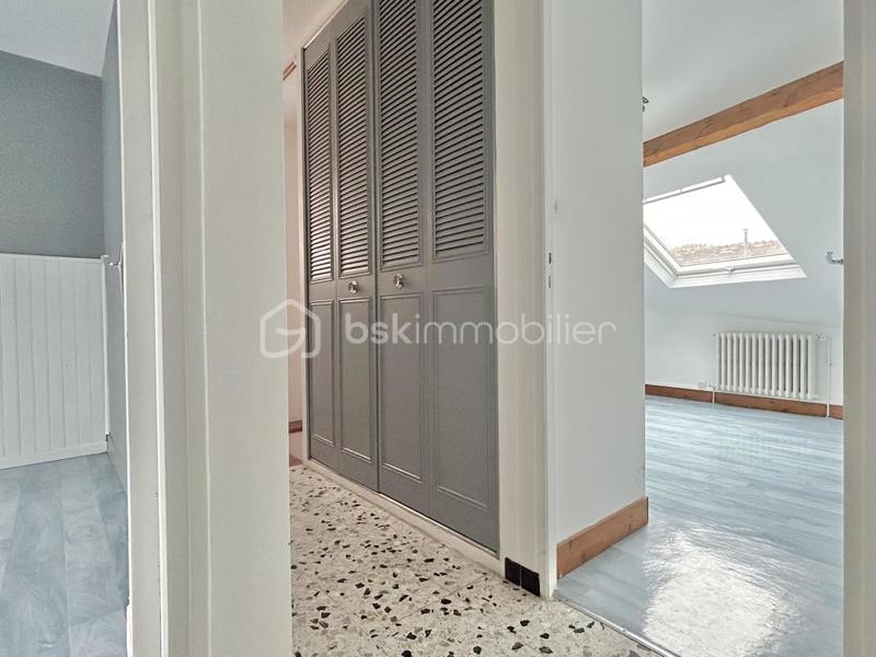 Maison - 157 m² - 8 pièces