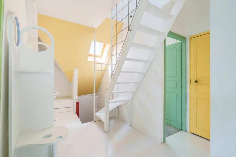 Maison - 201 m² - 9 pièces