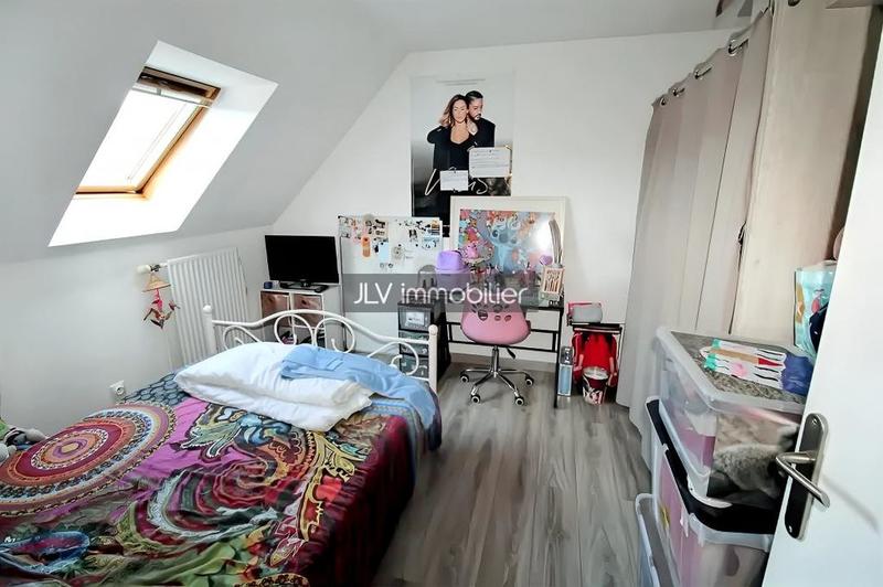 Maison - 85 m² - 5 pièces