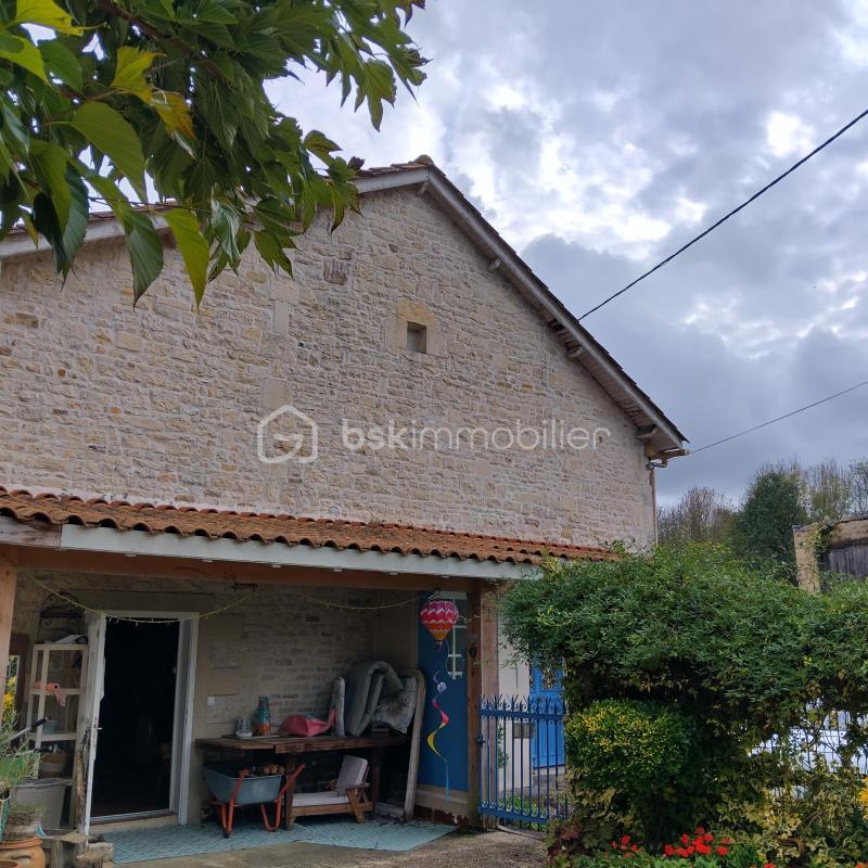 Moulin - 182 m² - 8 pièces