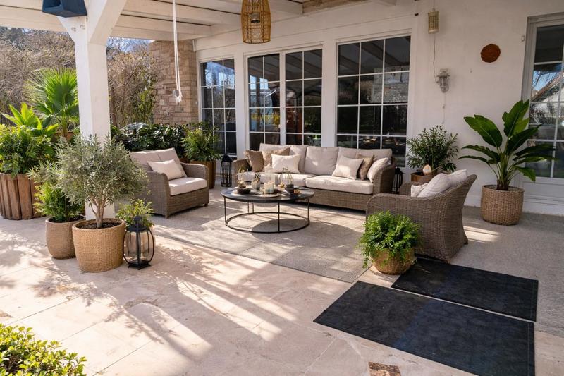 Maison - 761 m² - 16 pièces