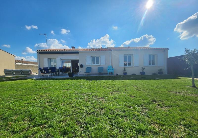 Maison - 97 m² - 4 pièces