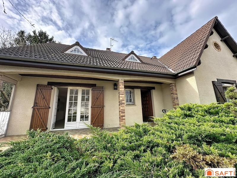 Maison - 122 m² - 5 pièces