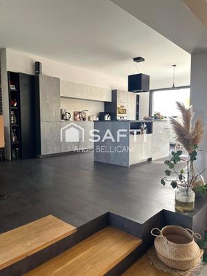 Maison - 192 m² - 8 pièces