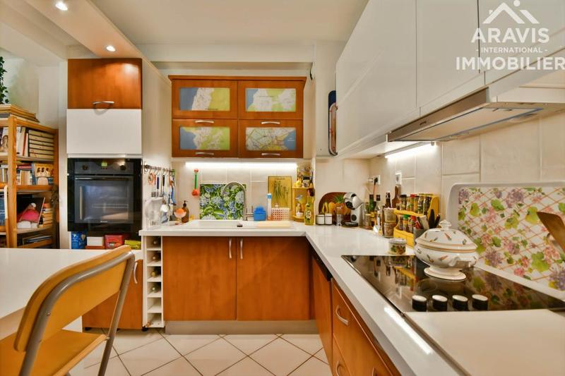 Appartement - 100 m² - 4 pièces